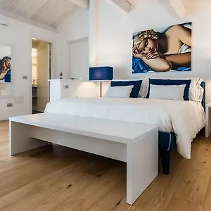 Hotel Cafe Bleu Relais